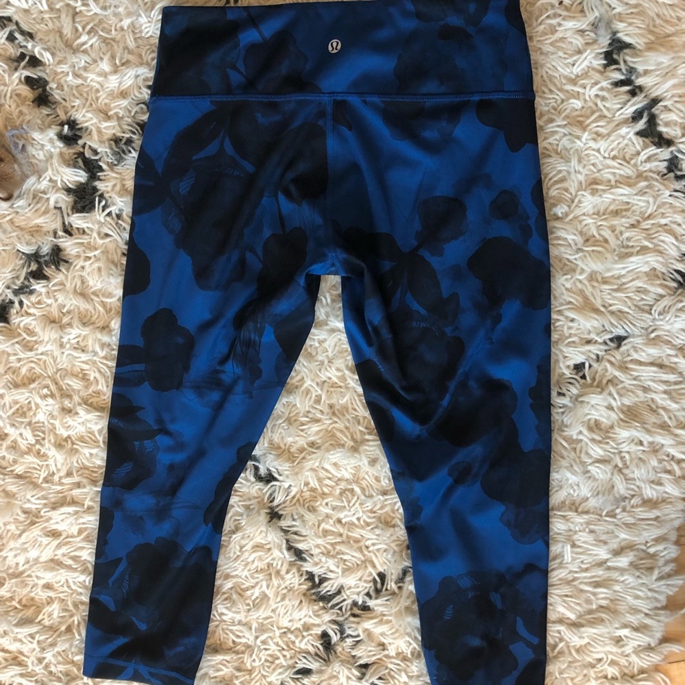 Lululemon cropped leggings
